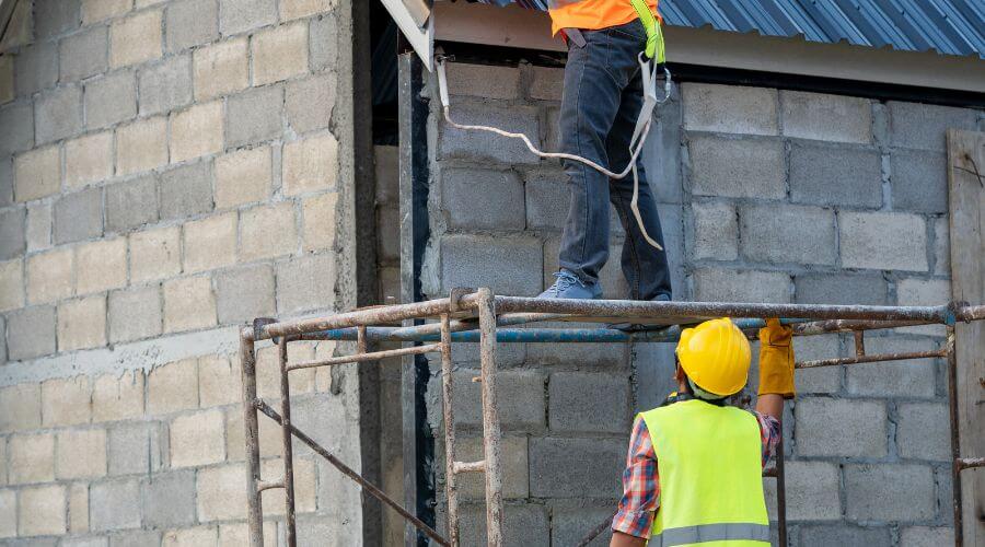 Professional residential roofers in Topaz, CA